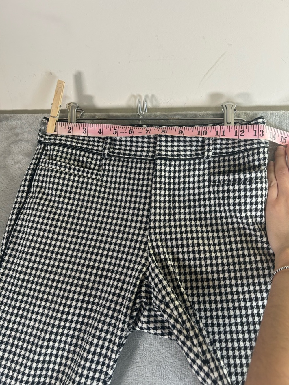Banana Republic Black & White Houndstooth Straight-Leg Pants - Picture 7 of 11